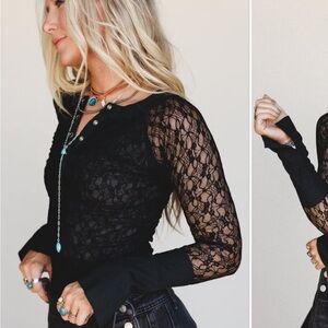 Promesa Black Lace Sleeve Blouse